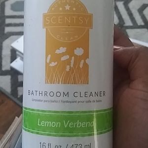 Bathroom cleaner